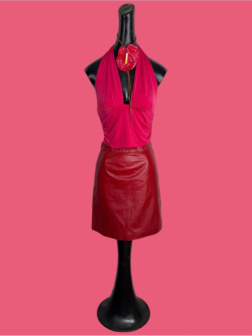 NWT Express hot pink Body Contour cropped halter top - Picture 2 of 16